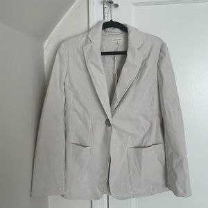 Spring/summer blazer.